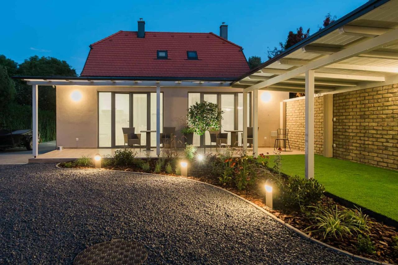 Villa Strokay - Few Minutes Walk From Lake Balaton Кестхей Экстерьер фото